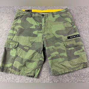 Oakley Custom Fit Mens 100% Cotton Camo Cargo 9” Shorts Size 34 Green